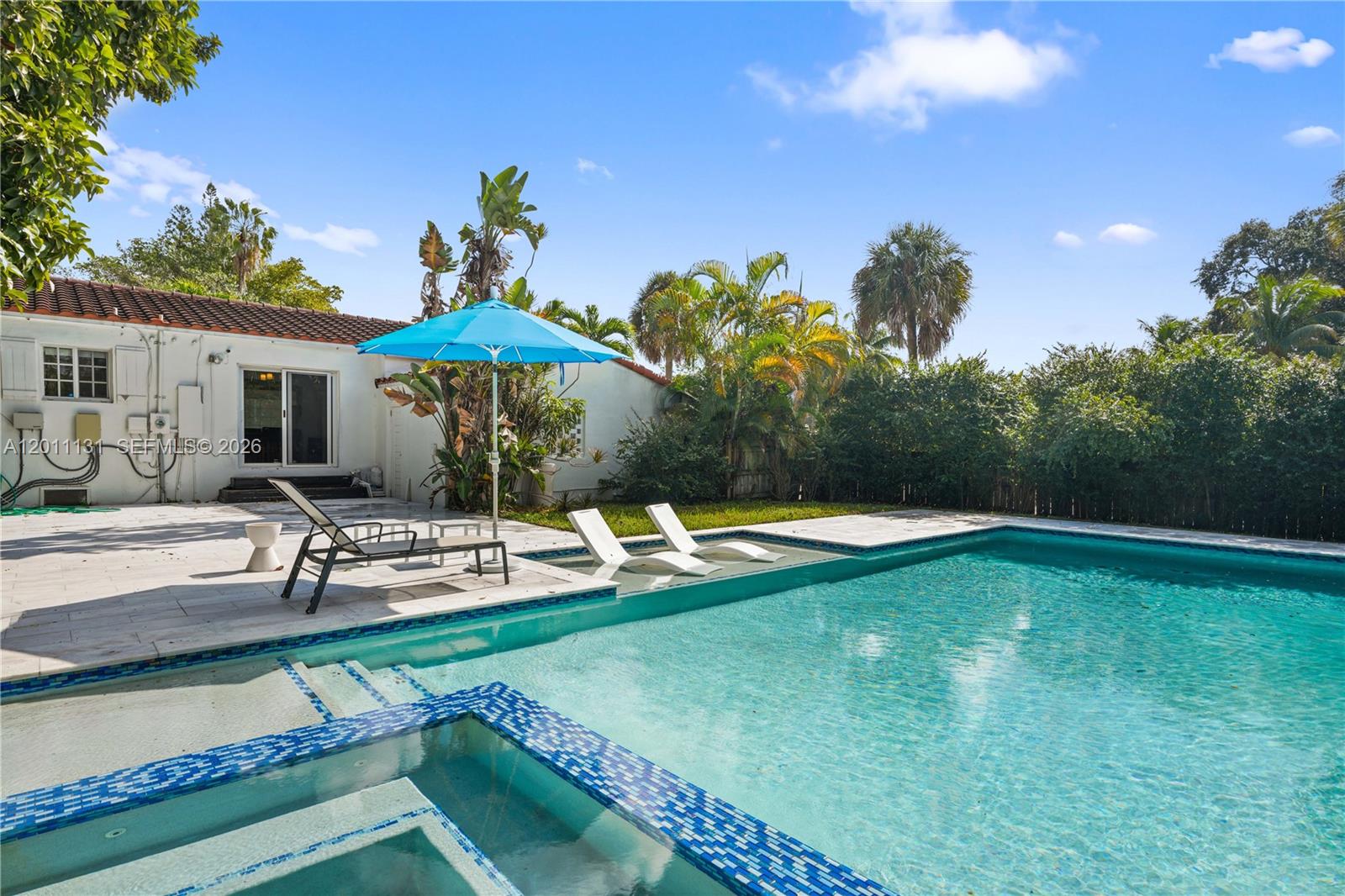 MIAMI SHORES SEC 6 - Residential
