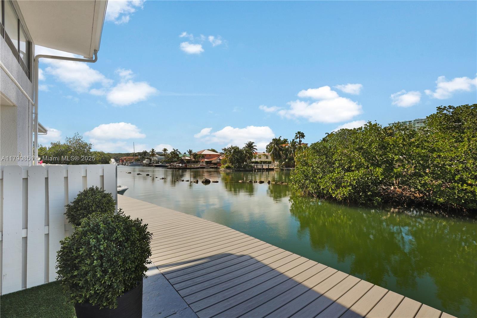 POINCIANA IS YT & RCQ CLU - Residential Lease