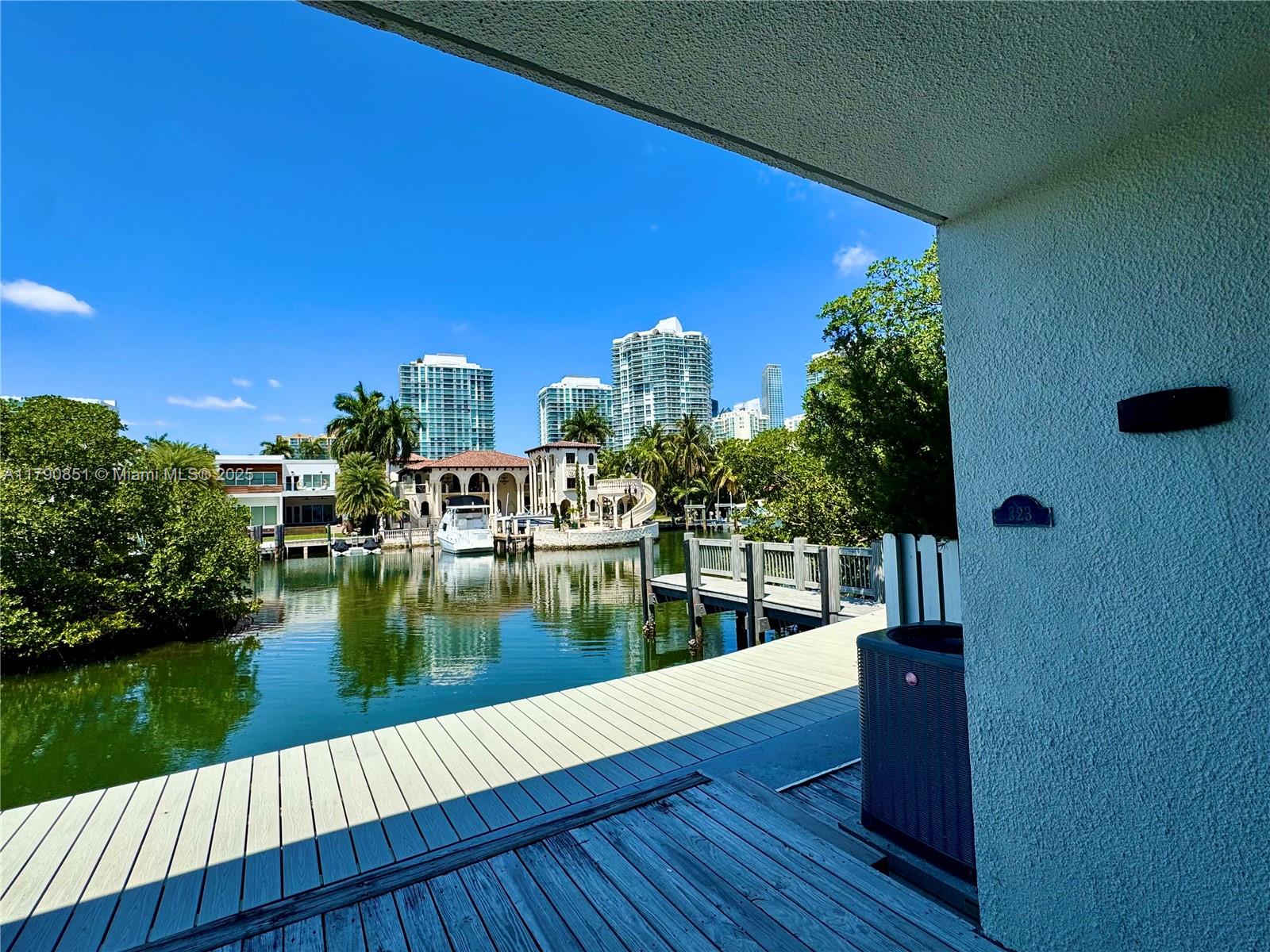 POINCIANA IS YT & RCQ CLU - Residential Lease