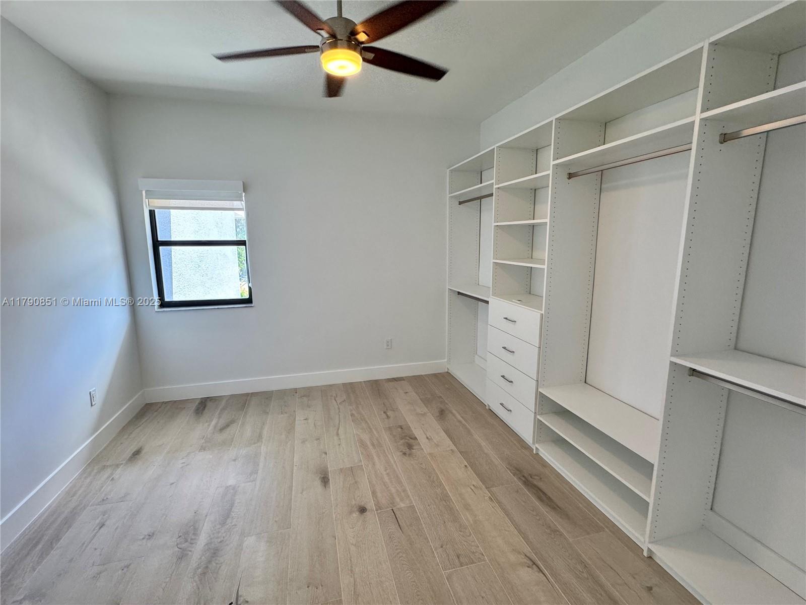 POINCIANA IS YT & RCQ CLU - Residential Lease