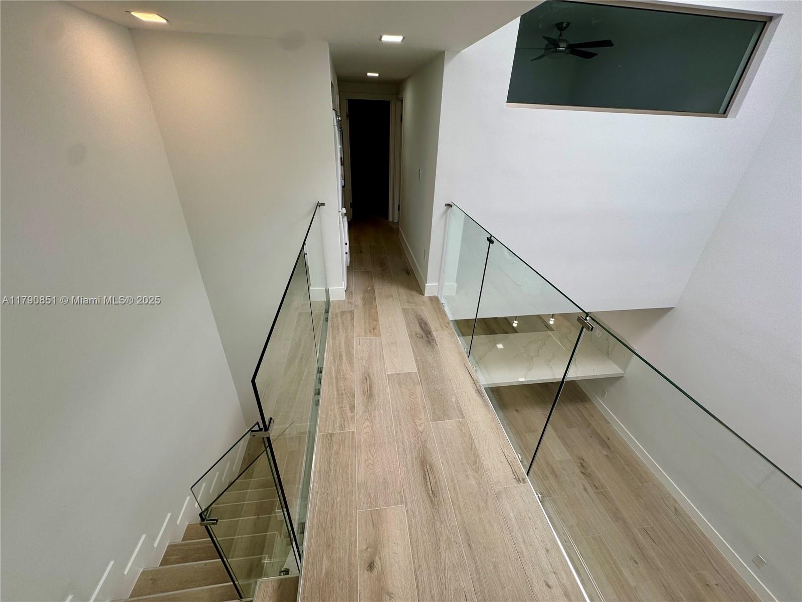 POINCIANA IS YT & RCQ CLU - Residential Lease