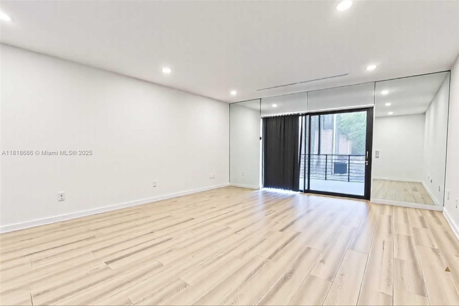 STERLING FIFTY-SIX - Residential