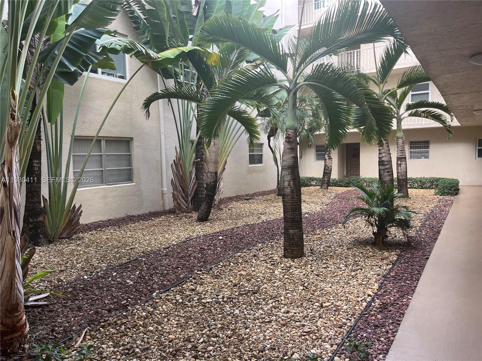 KINGS CREEK SO CONDO - Residential