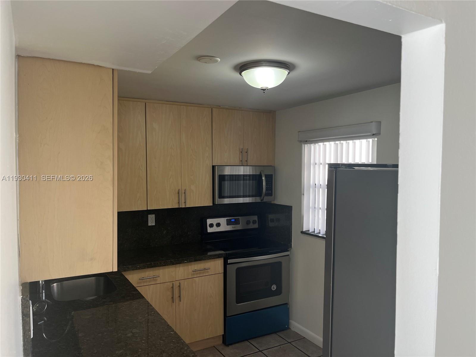 KINGS CREEK SO CONDO - Residential