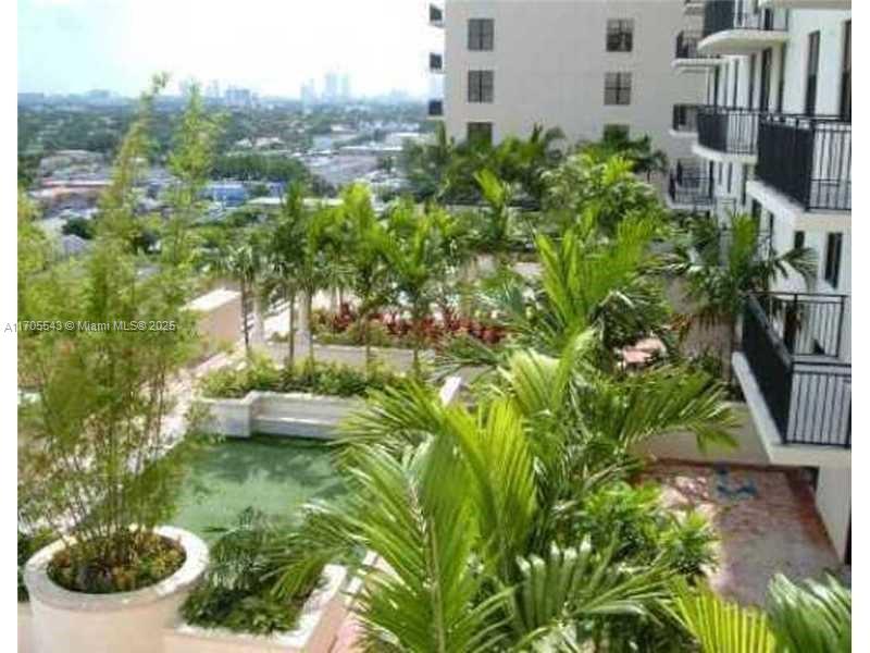 PUERTA DE PALMAS CONDO - Residential Lease