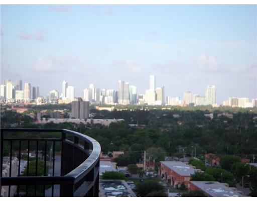 PUERTA DE PALMAS CONDO - Residential Lease