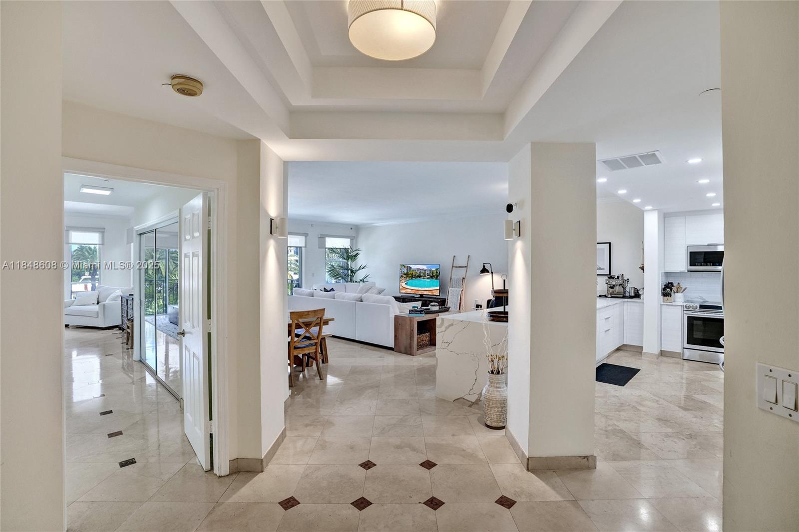 MEDITERRANEAN VILLAGE CON - Residential