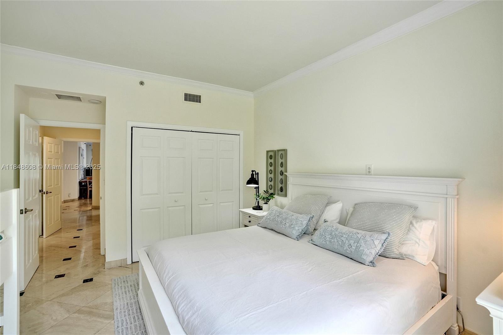 MEDITERRANEAN VILLAGE CON - Residential