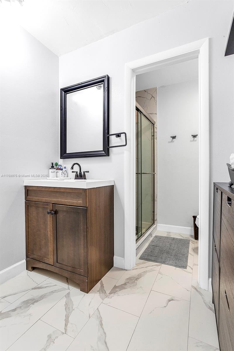 VALENCIA VILLAGE CONDO PH - Residential