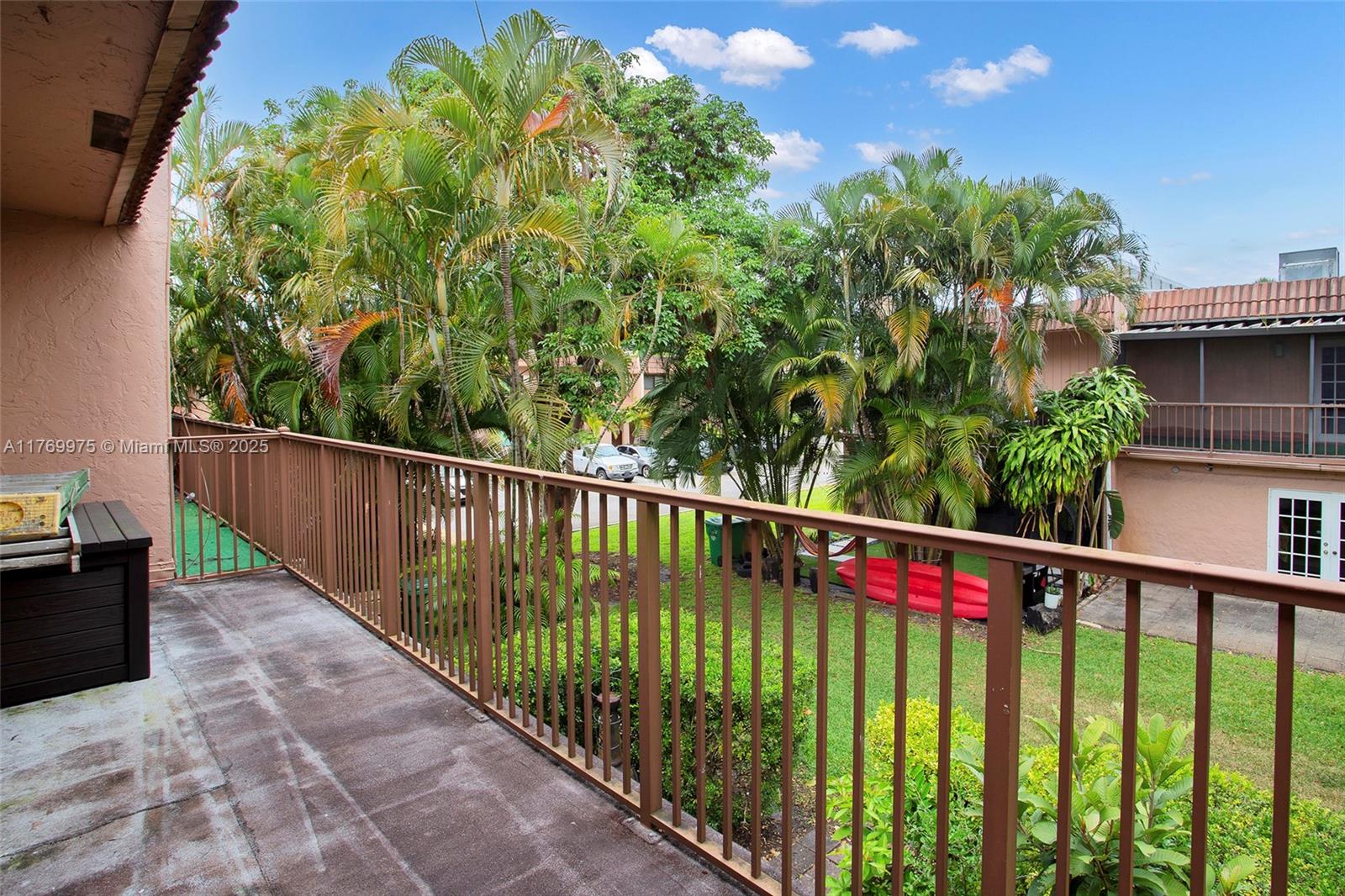 VALENCIA VILLAGE CONDO PH - Residential