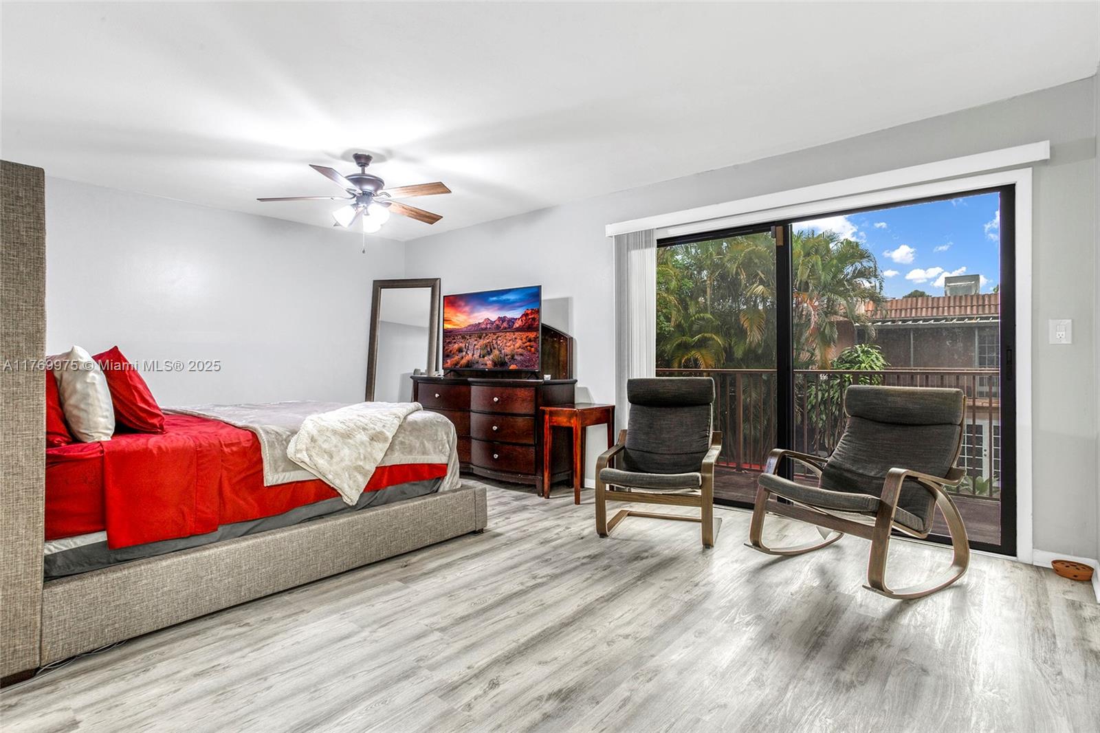VALENCIA VILLAGE CONDO PH - Residential