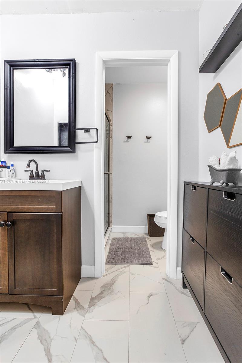 VALENCIA VILLAGE CONDO PH - Residential