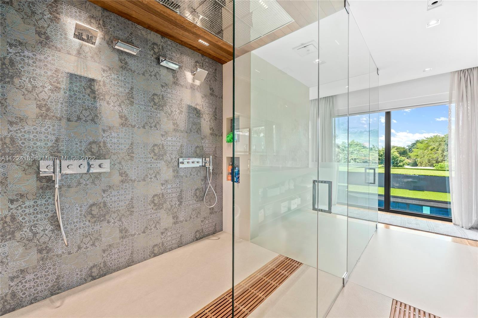 BRICKELL FLAGLER - Residential
