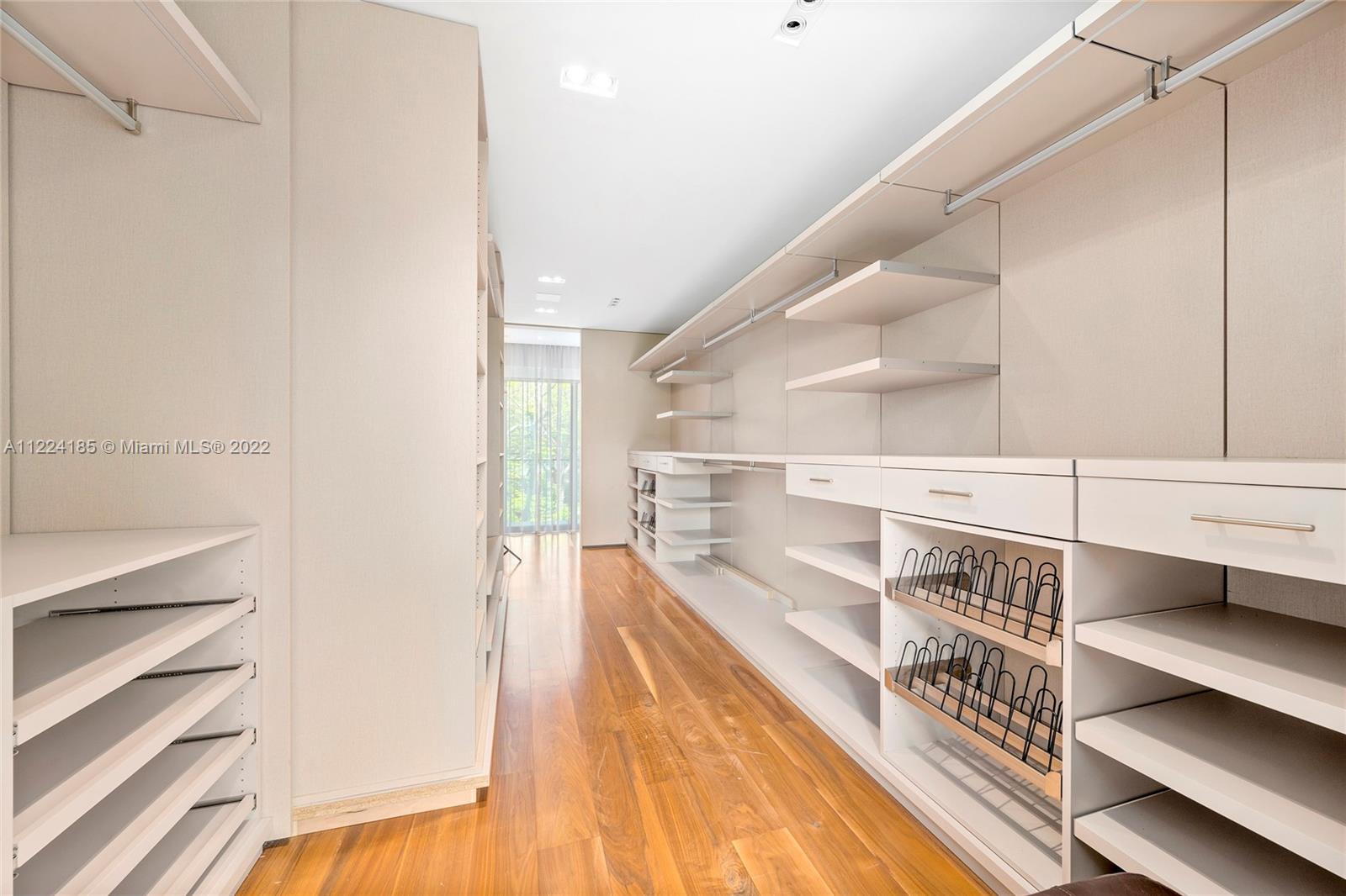 BRICKELL FLAGLER - Residential