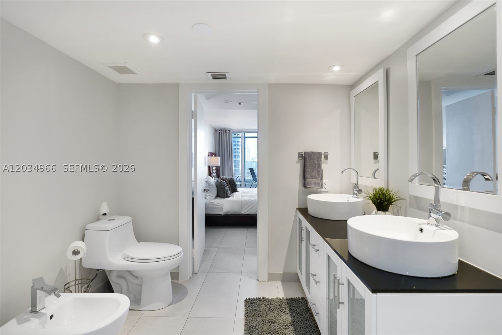 VENETIA CONDO - Residential