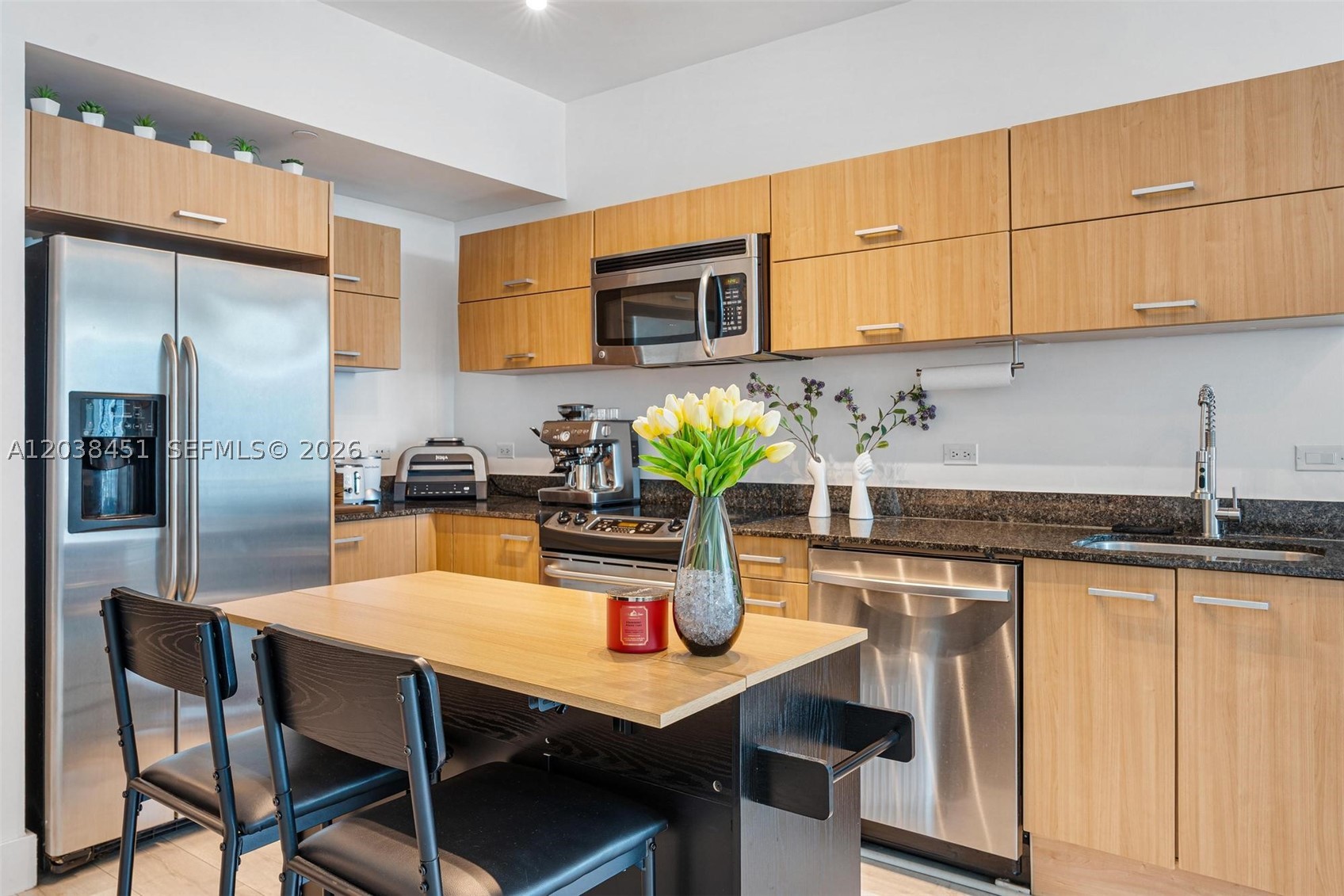 WIND CONDO - Residential Lease