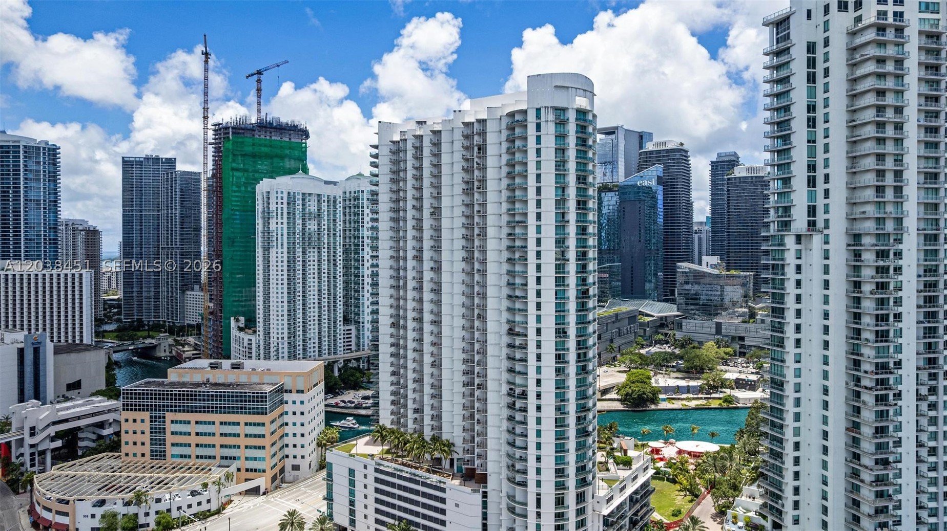 WIND CONDO - Residential Lease