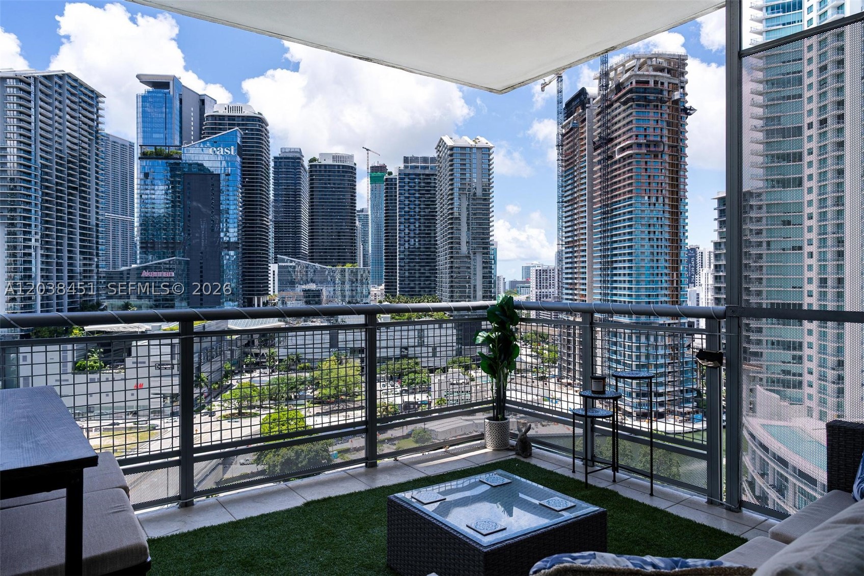 WIND CONDO - Residential Lease
