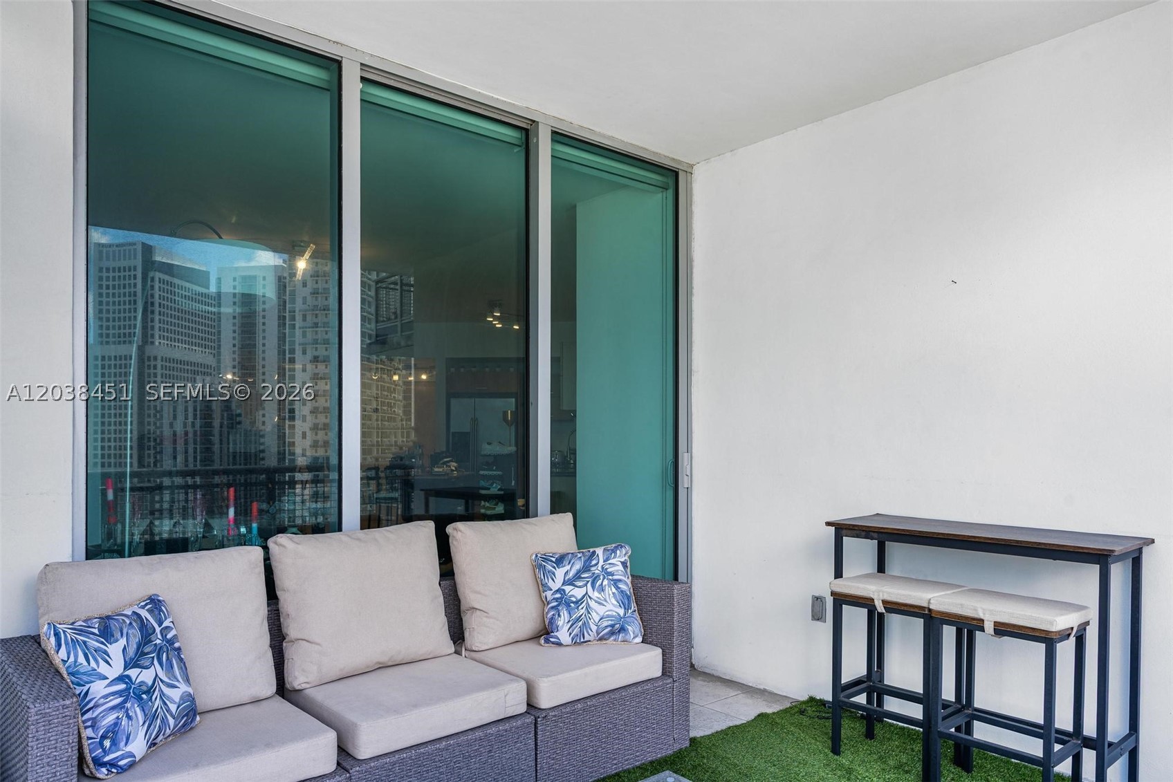 WIND CONDO - Residential Lease