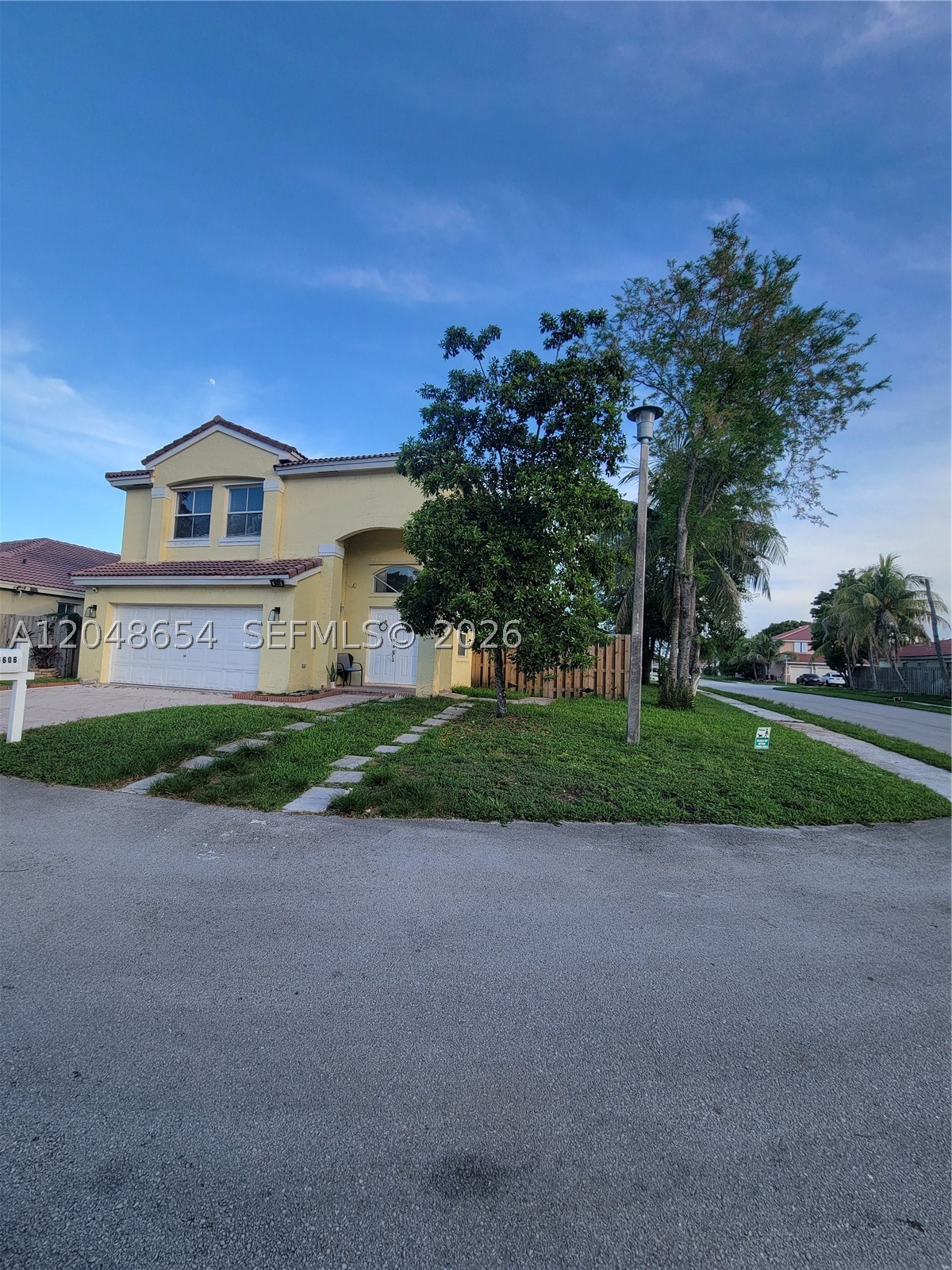 CORAL BAY PARCEL - Residential Lease