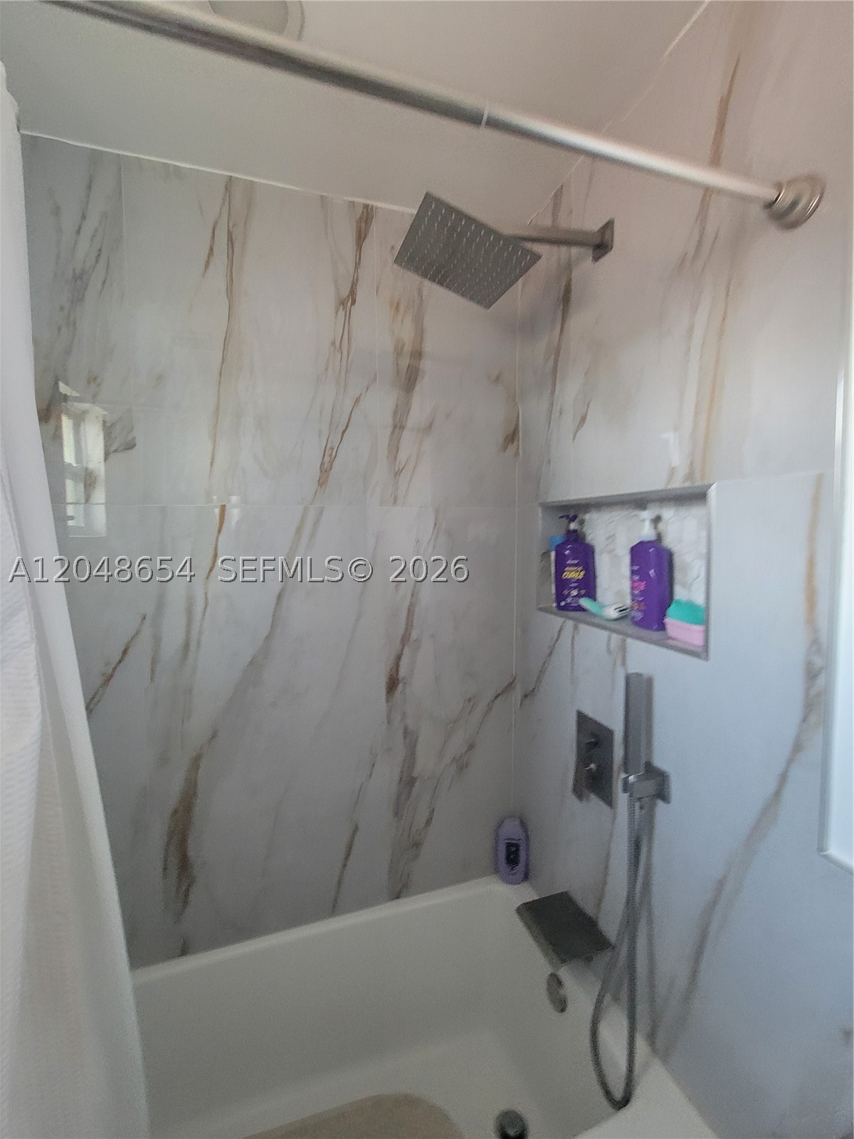 CORAL BAY PARCEL - Residential Lease