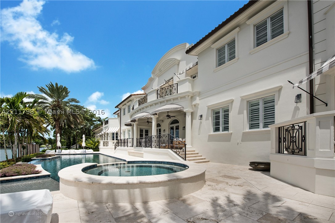32 54 41 GABLES ESTATES N - Residential