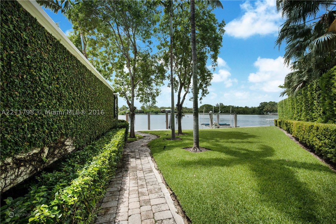 32 54 41 GABLES ESTATES N - Residential
