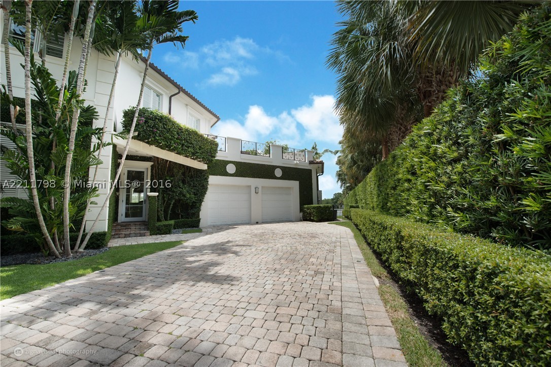 32 54 41 GABLES ESTATES N - Residential