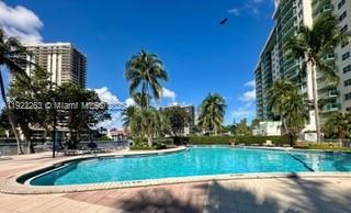 OCEANVIEW BUILDING A COND - Residential