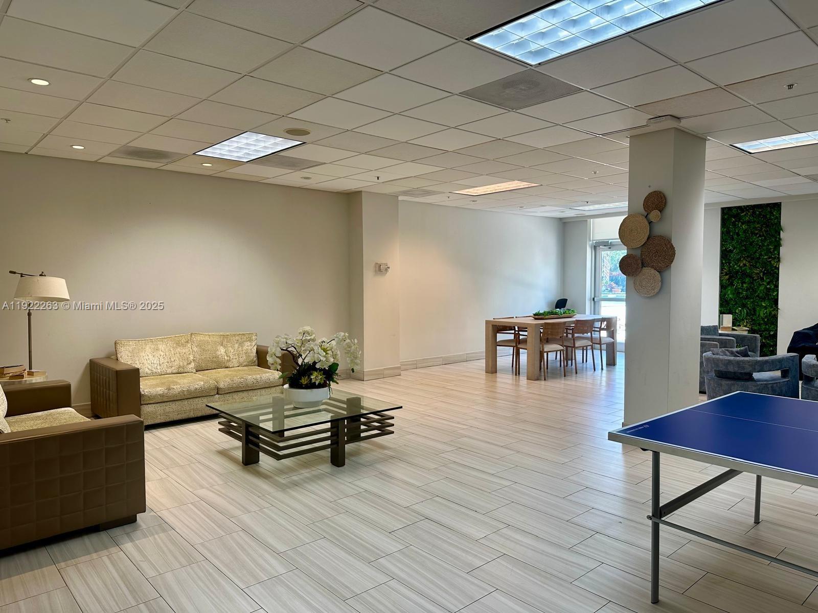 OCEANVIEW BUILDING A COND - Residential