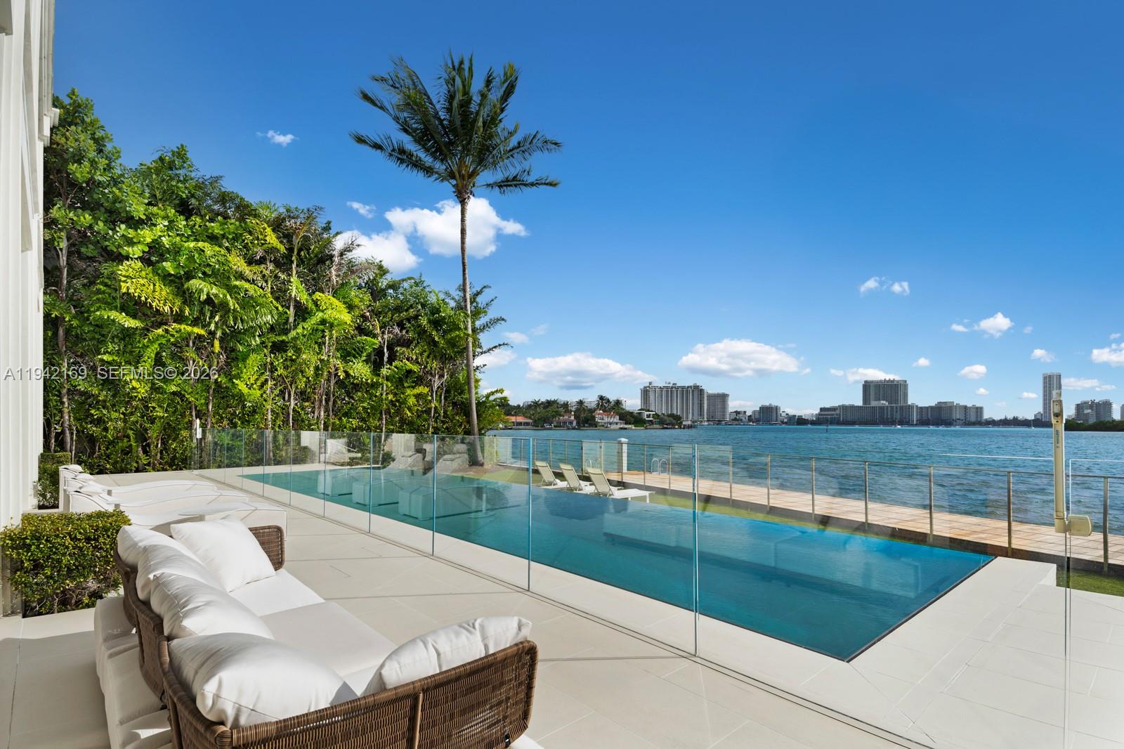 DI LIDO ISLAND - Residential
