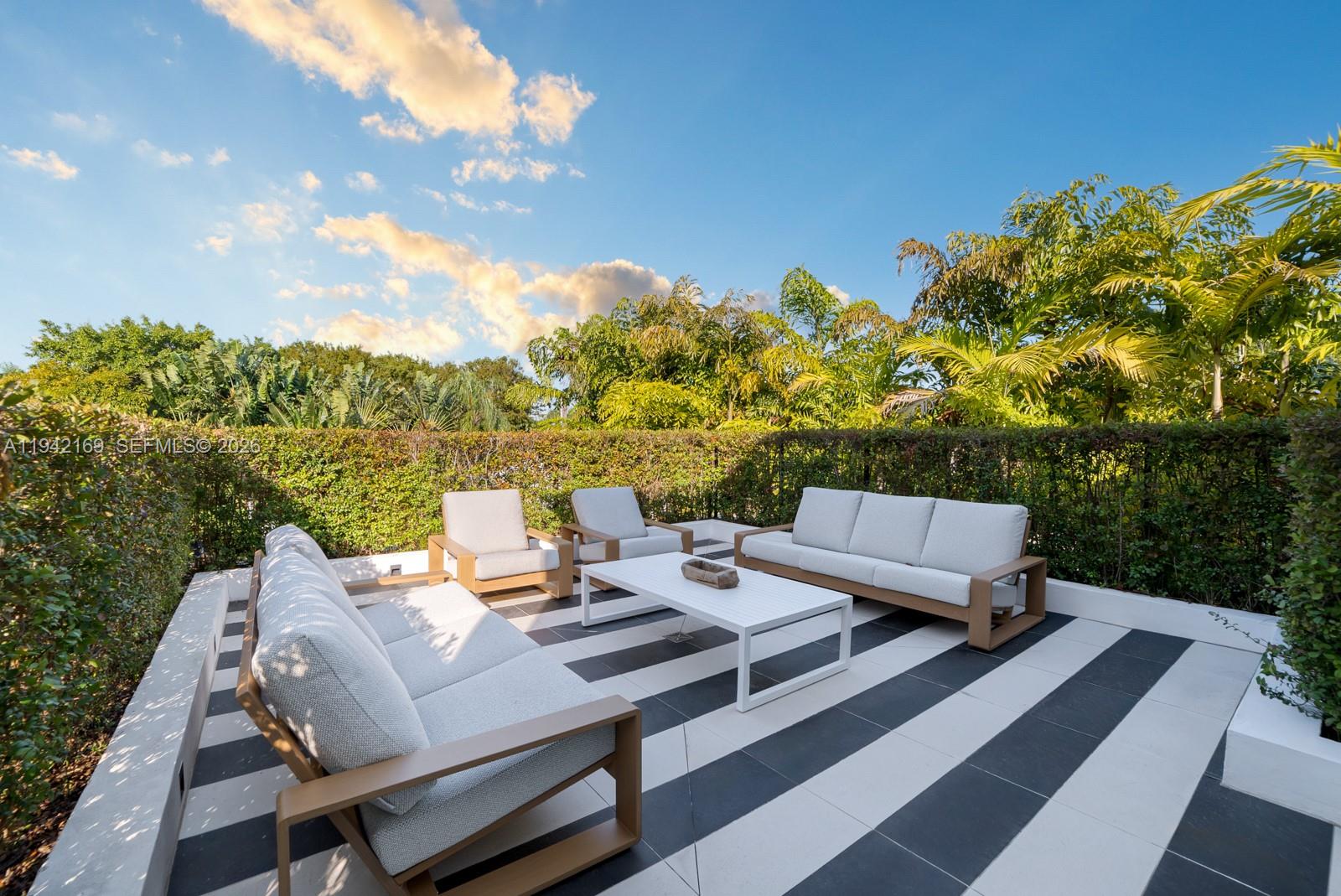DI LIDO ISLAND - Residential