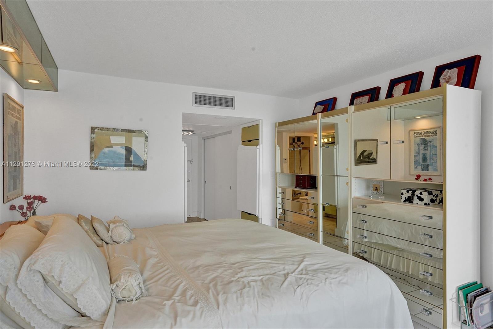 JOCKEY CLUB CONDO - Residential