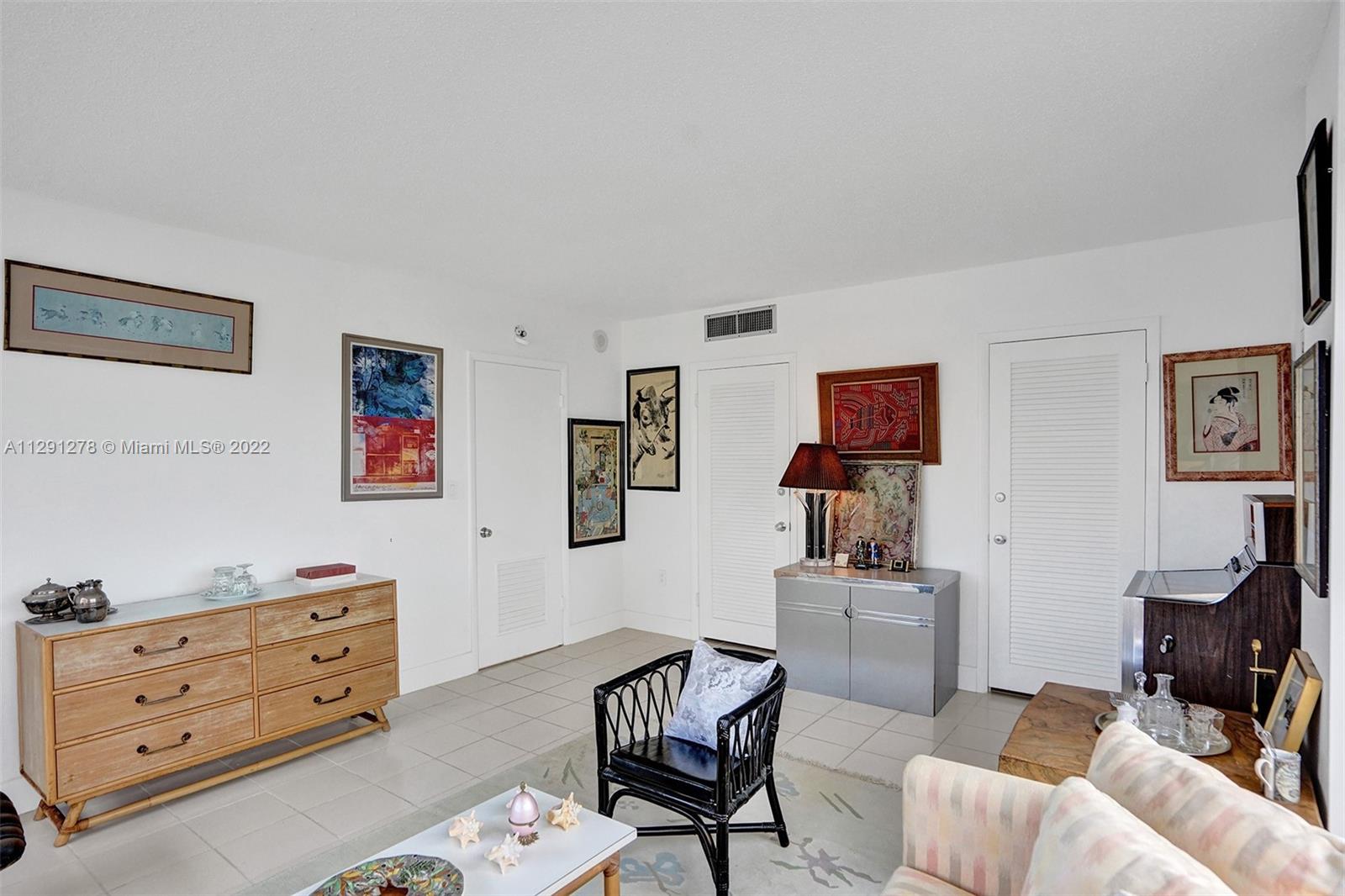 JOCKEY CLUB CONDO - Residential
