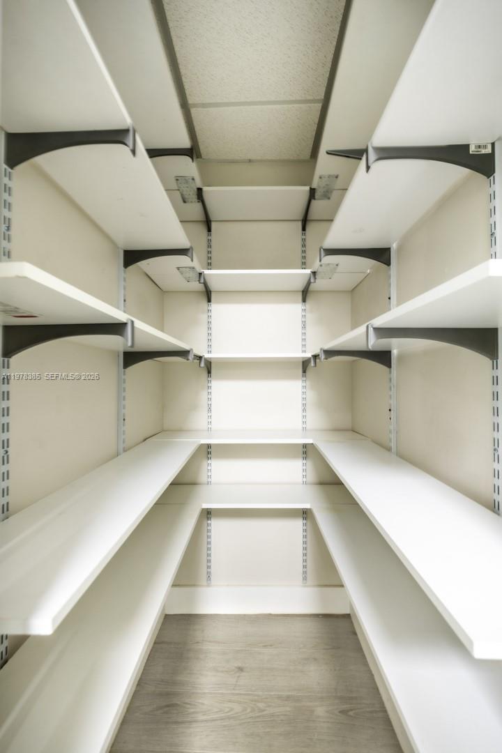 HARBIE CENTER CONDO - Land