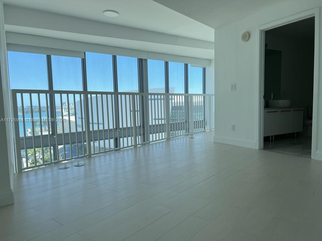 MARINABLUE CONDO - Residential Lease