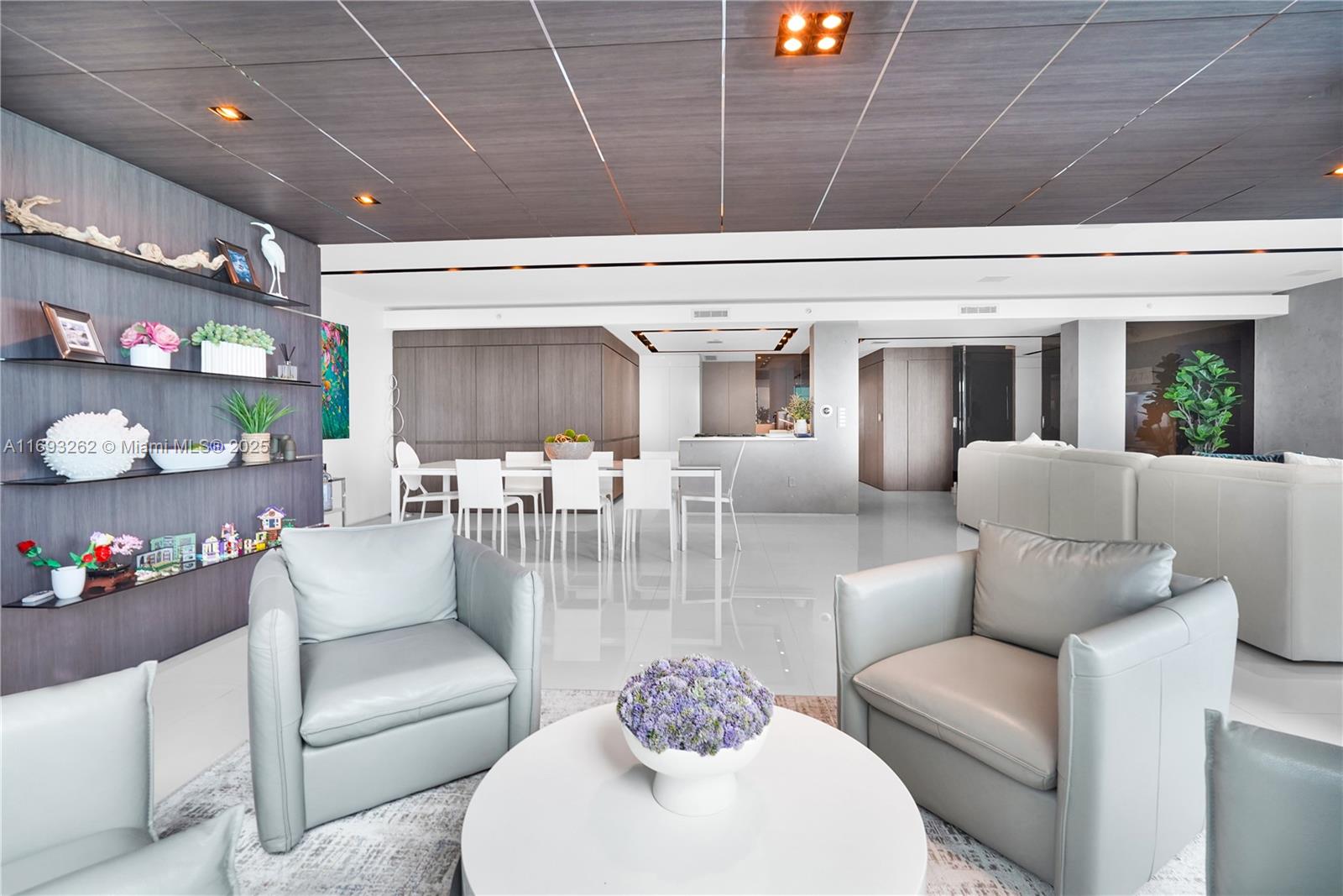 Diplomat Residences - Residential