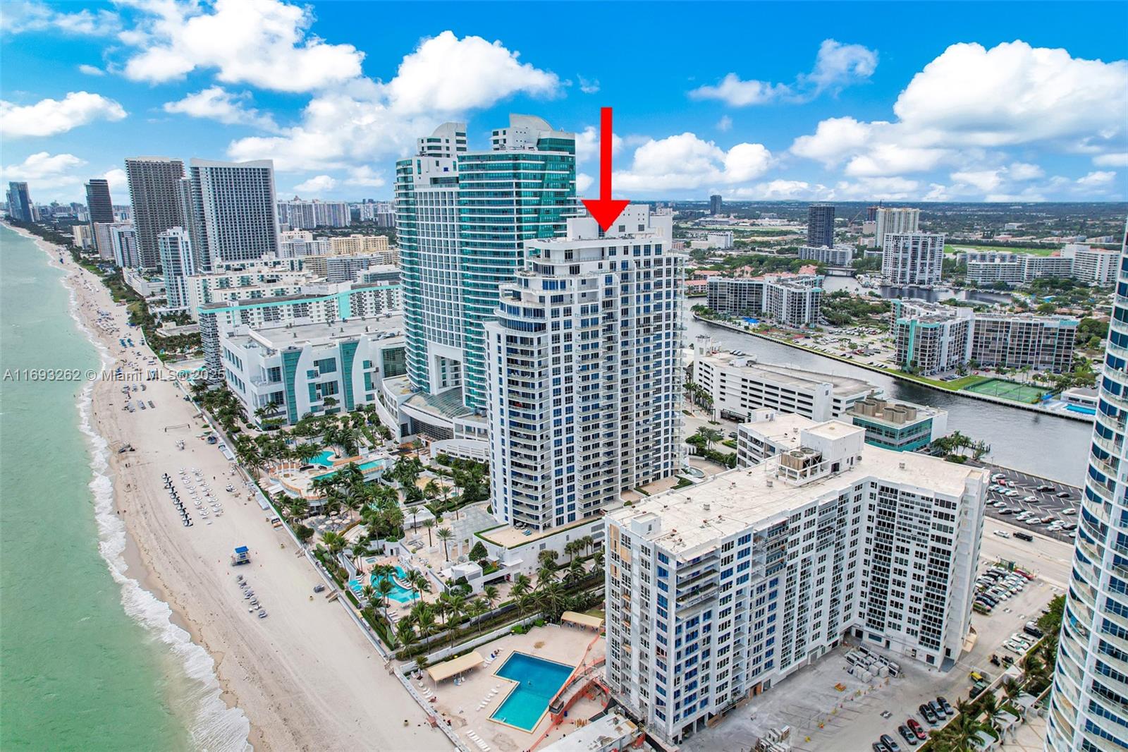 Diplomat Residences - Residential
