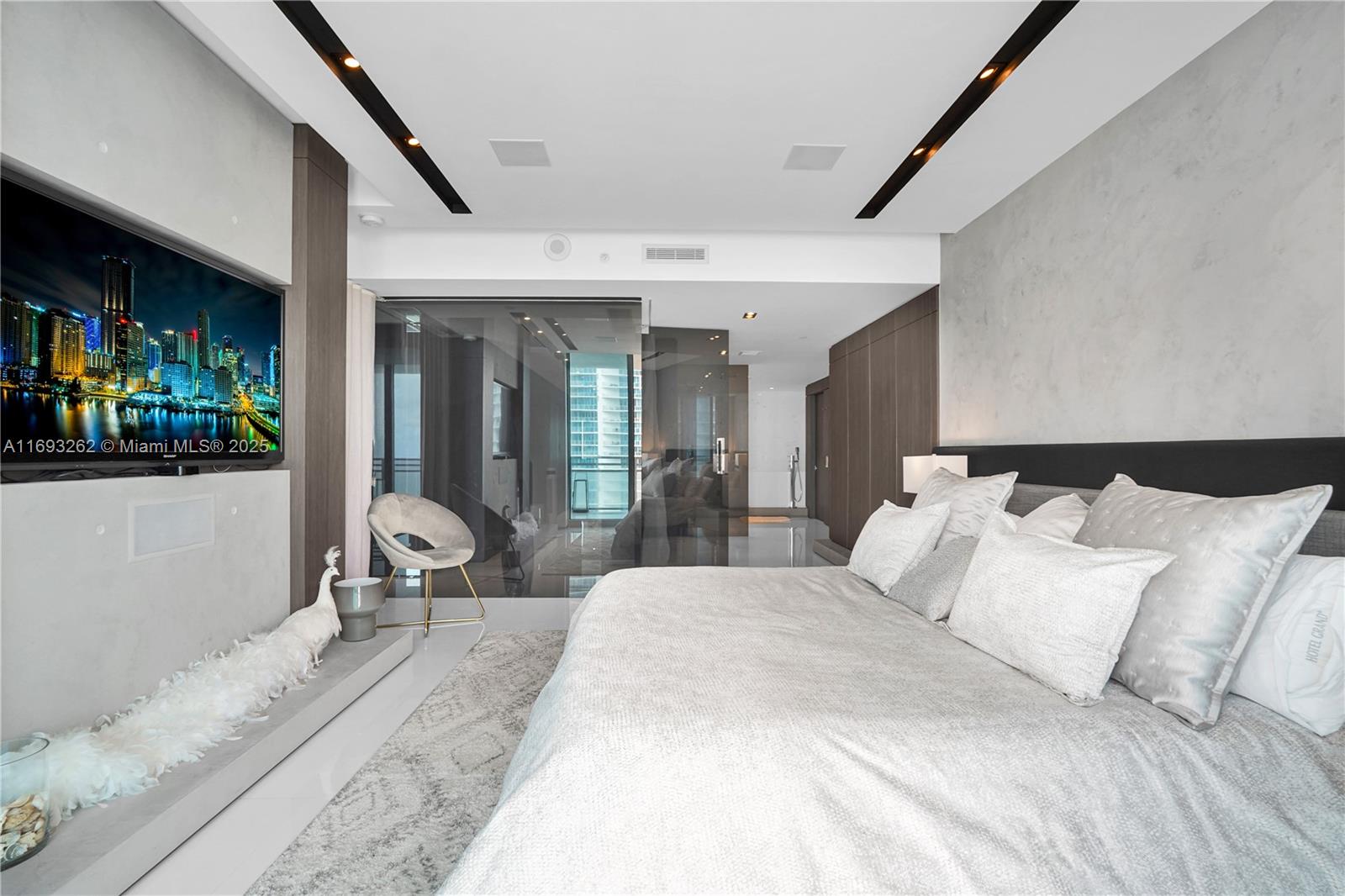 Diplomat Residences - Residential
