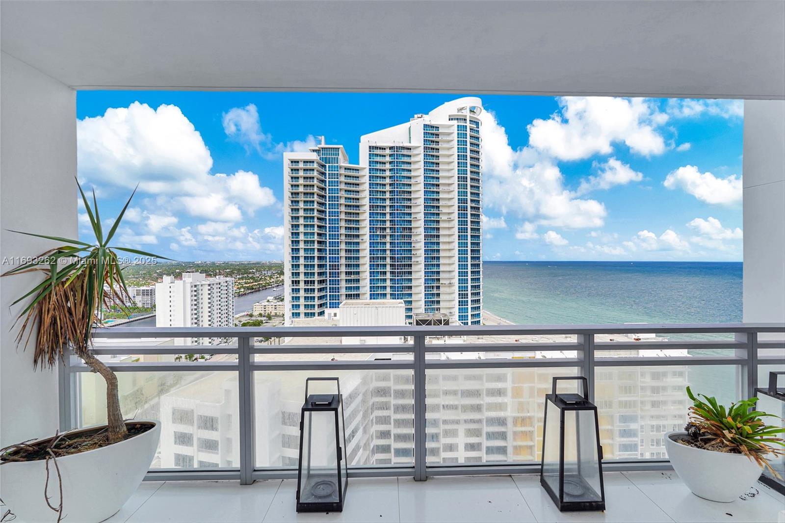 Diplomat Residences - Residential