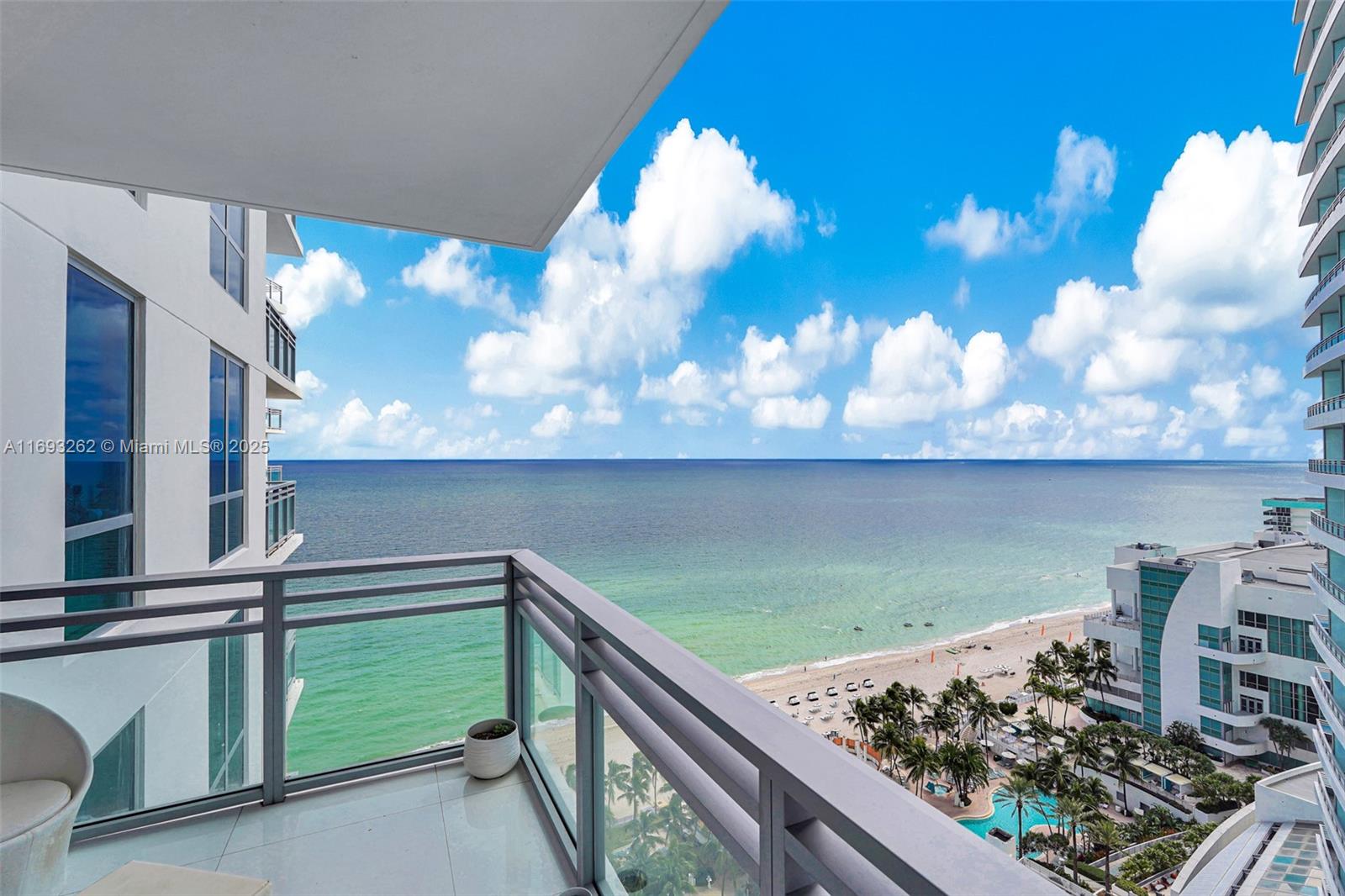 Diplomat Residences - Residential