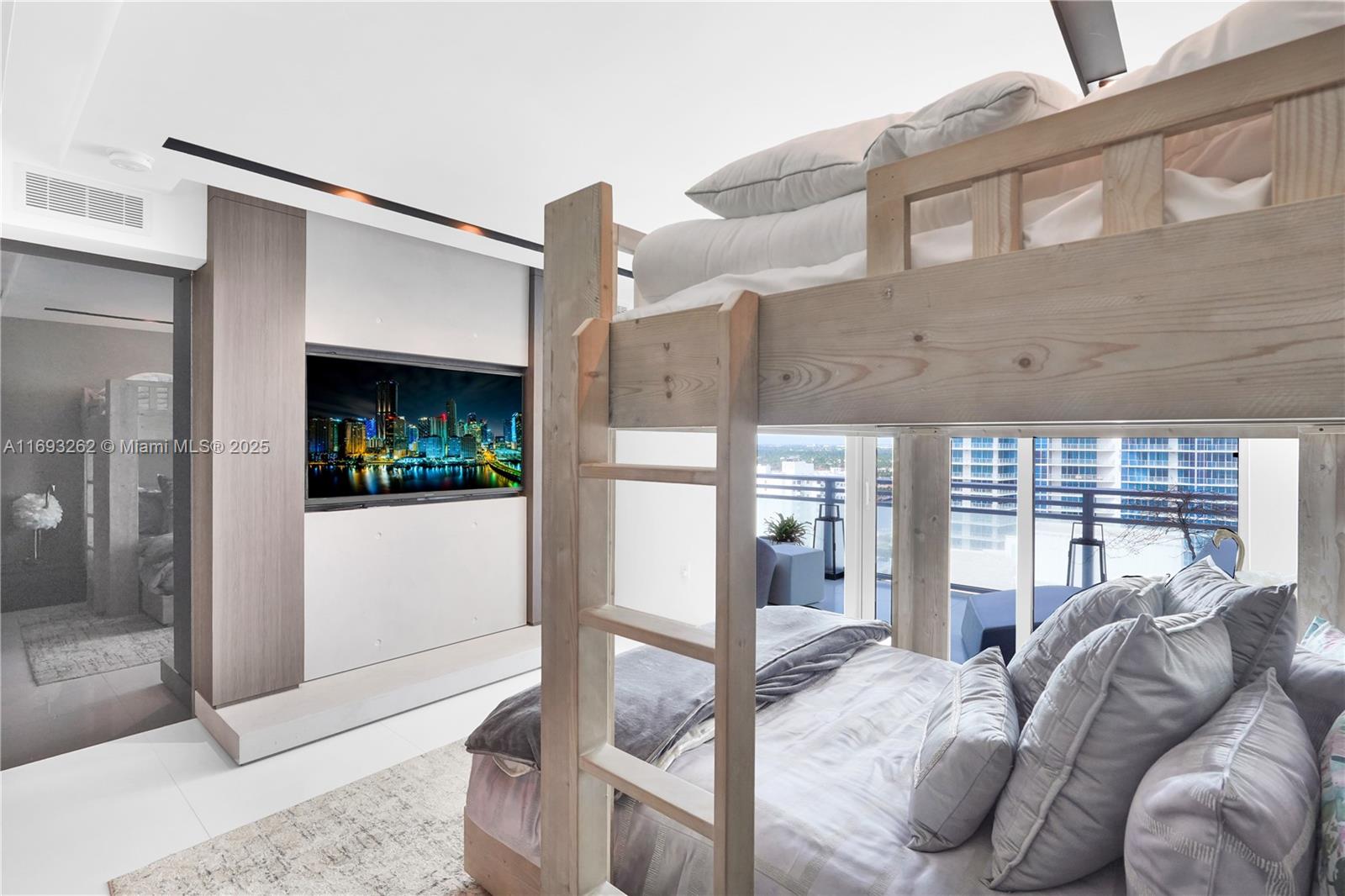 Diplomat Residences - Residential