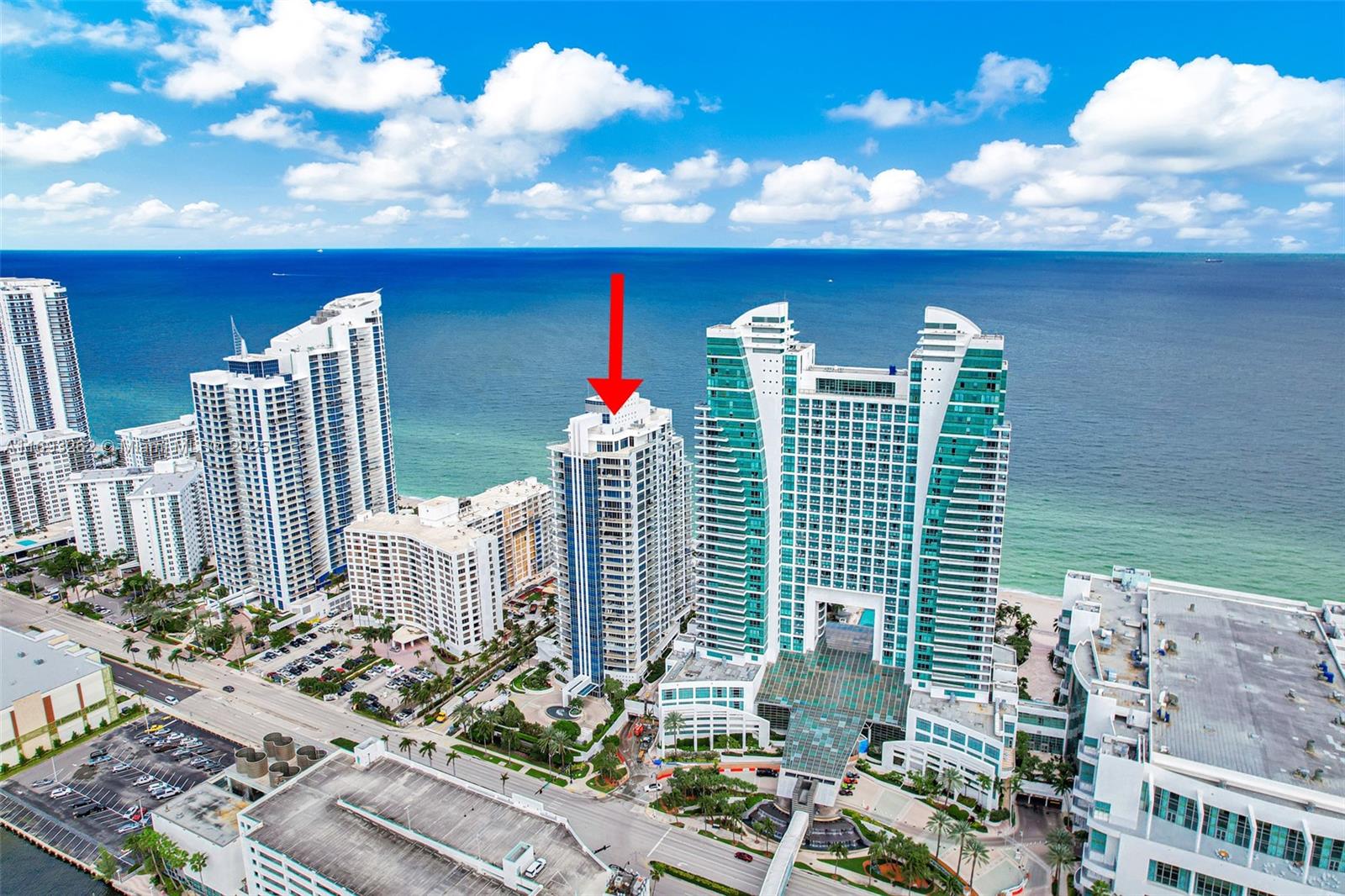 Diplomat Residences - Residential