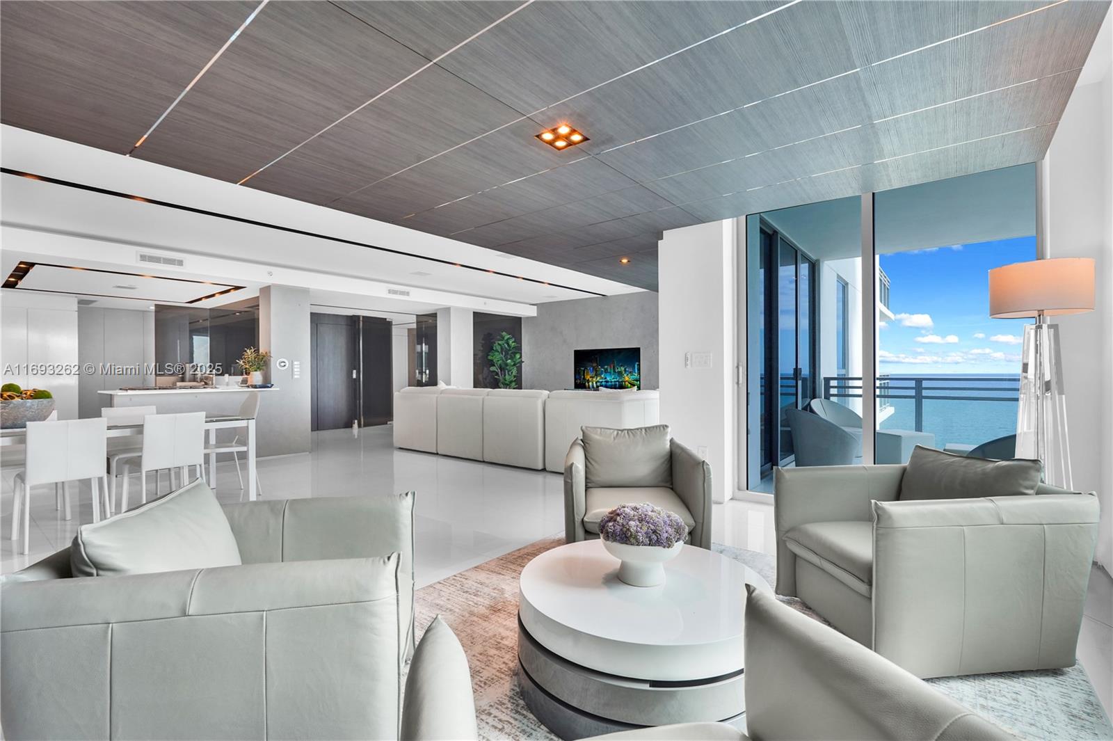 Diplomat Residences - Residential