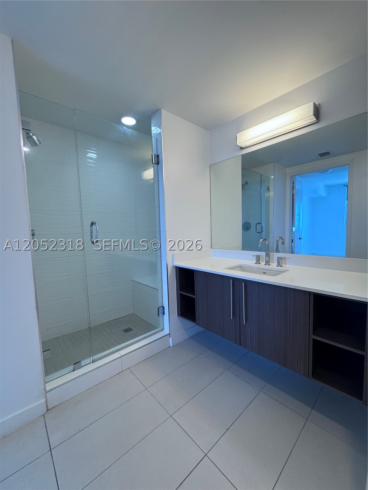 GRAND BAY COMMONS SOUTH - Residential Lease