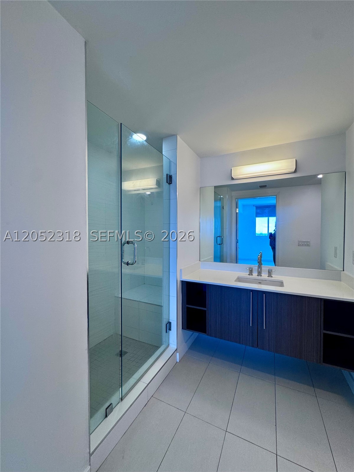 GRAND BAY COMMONS SOUTH - Residential Lease