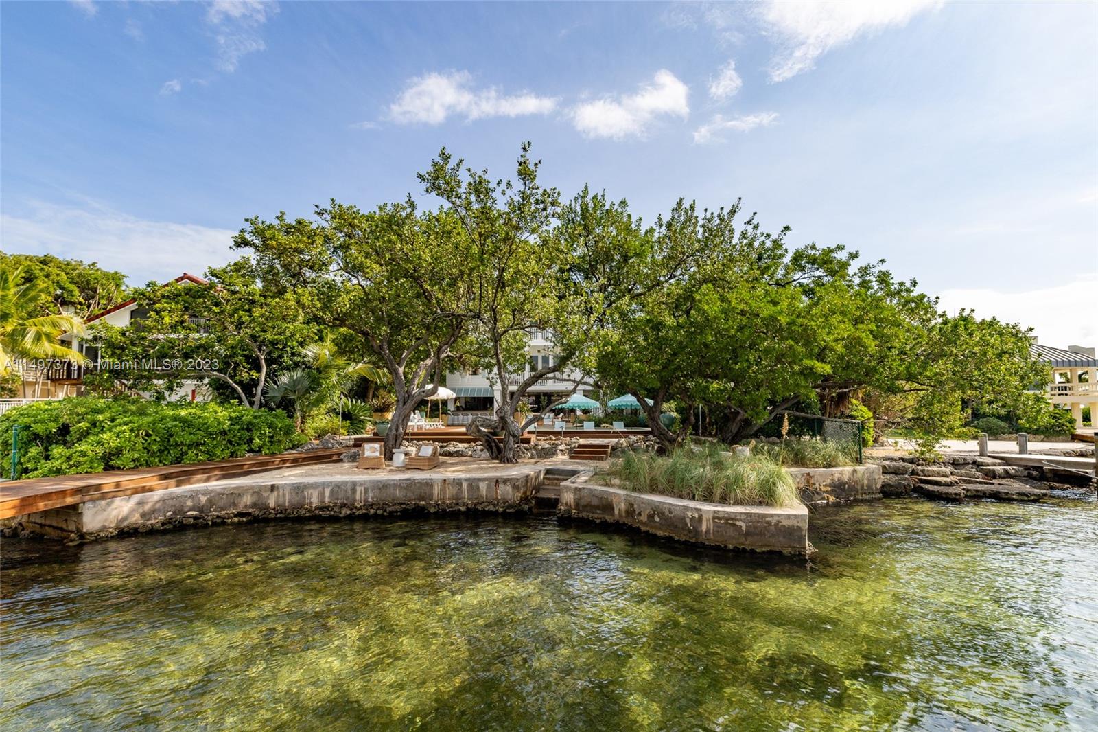 HIGH POINT - Residential