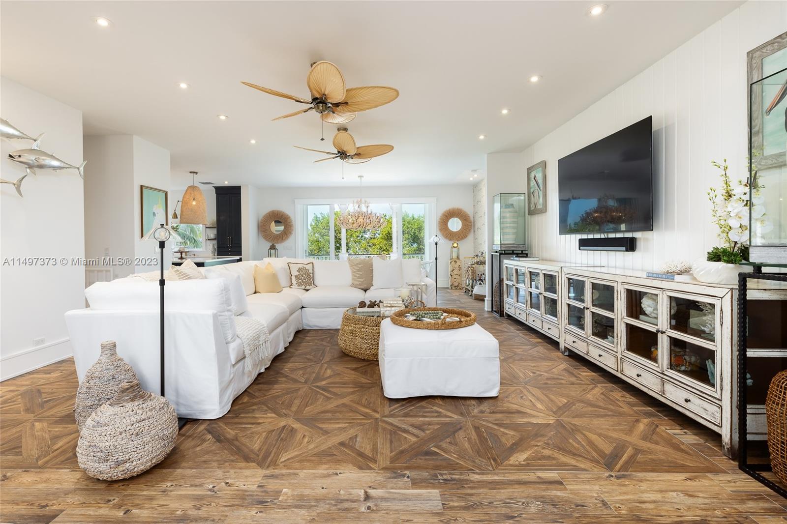 HIGH POINT - Residential