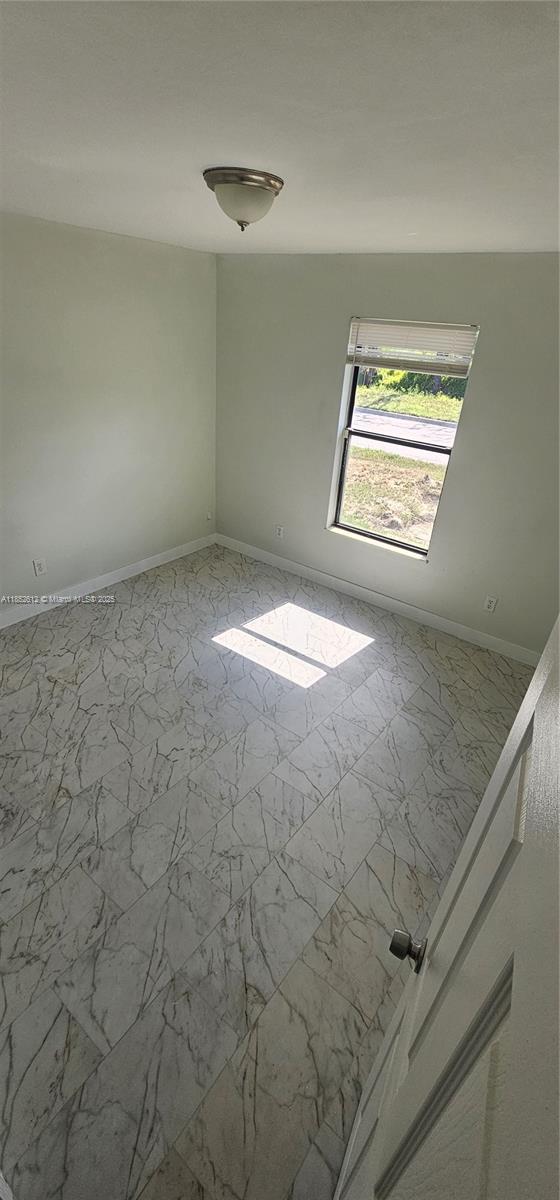 LAKEWOOD PARK UNIT 10 - Residential Lease