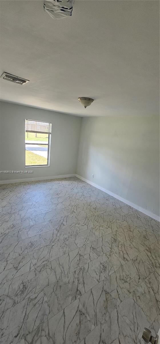 LAKEWOOD PARK UNIT 10 - Residential Lease